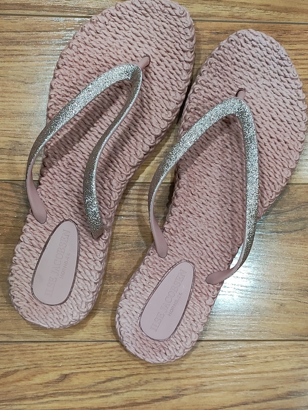 Ilse Jacobsen Blush Pink Woven Flip Sandals with Silver Metallic Straps